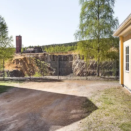 Polhem Bed & Breakfast-3